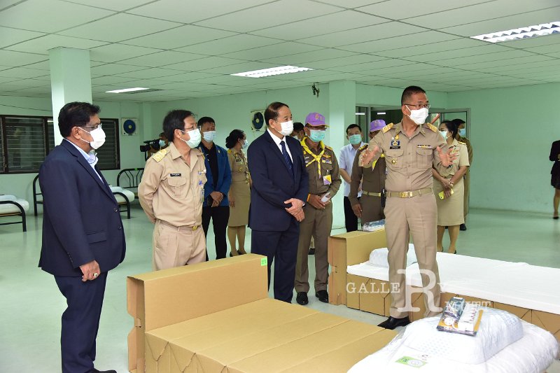 20210426-Governor inspects field hospitals-120.JPG